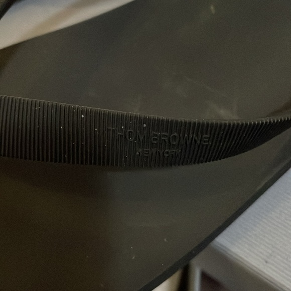 THOM BROWNE SANDALS - Picture 13 of 16